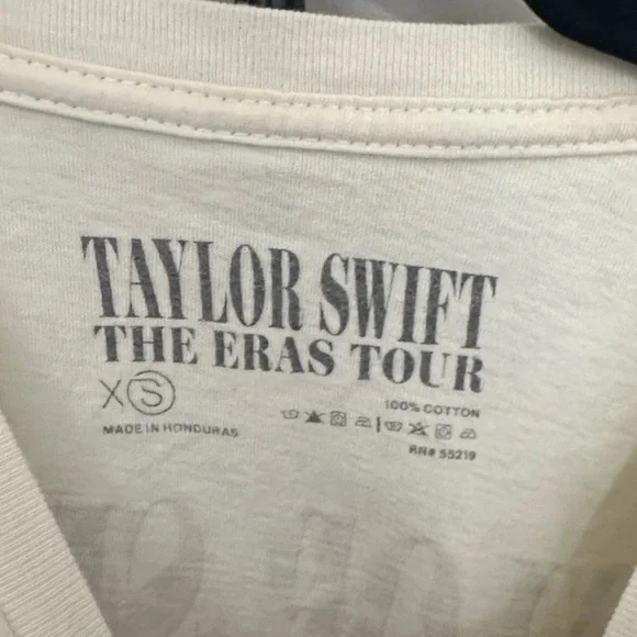 OFFICIAL Taylor Swift The Eras Tour Concert Tee - Picture 2 of 4